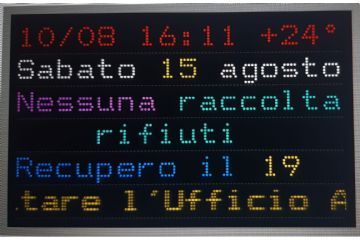 Foto display con testo avviso