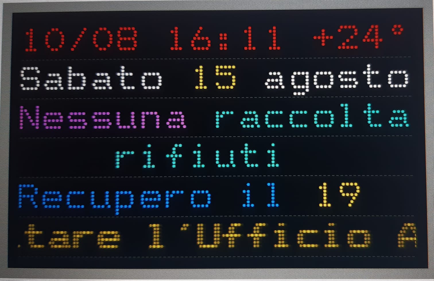 Foto display con testo avviso